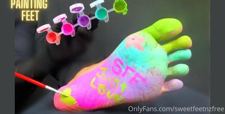 Nagie wyciekłe zdjęcie OnlyFans od Sweetfeetnzfree
