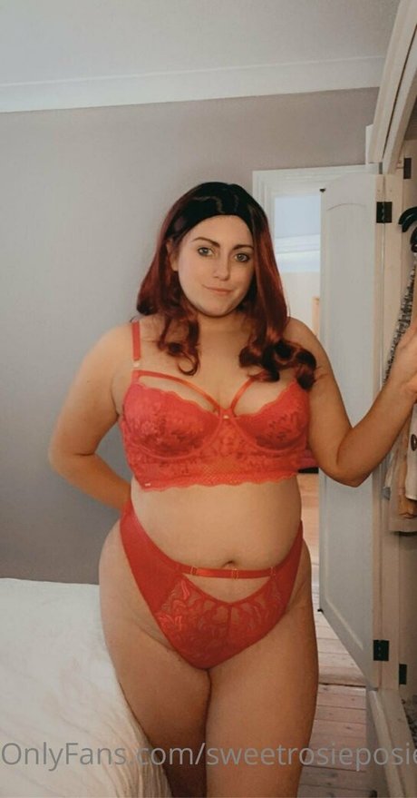 Nagie wyciekłe zdjęcie OnlyFans od Sweetrosieposie