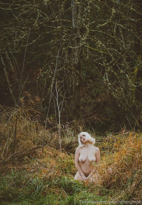 Nagie wyciekłe zdjęcie OnlyFans od Peachthenymph