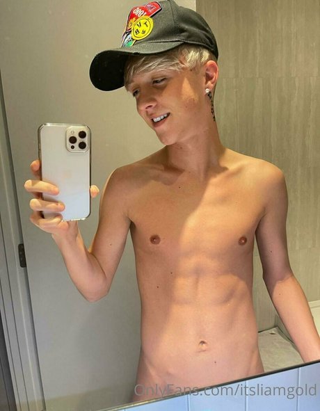 Nagie wyciekłe zdjęcie OnlyFans od Itsliamgold