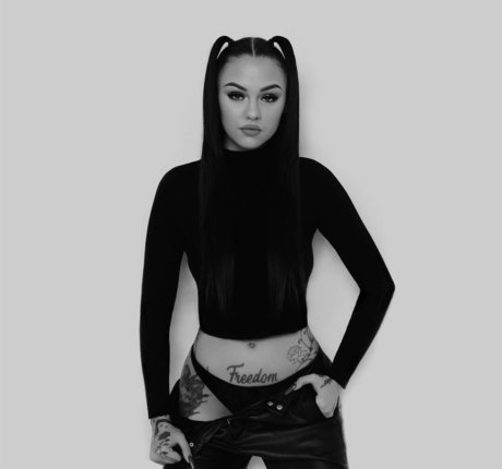 Nagie wyciekłe zdjęcie OnlyFans od Lili Laskai