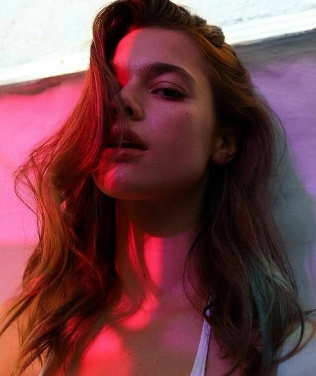 Nagie wyciekłe zdjęcie OnlyFans od Michelle Ellyse Schlaman
