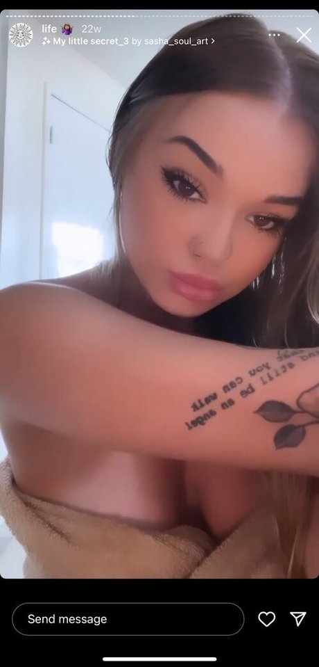 Nagie wyciekłe zdjęcie OnlyFans od Katrina Clark