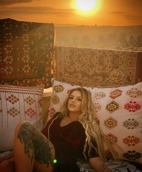 Nagie wyciekłe zdjęcie OnlyFans od Kelliemimi