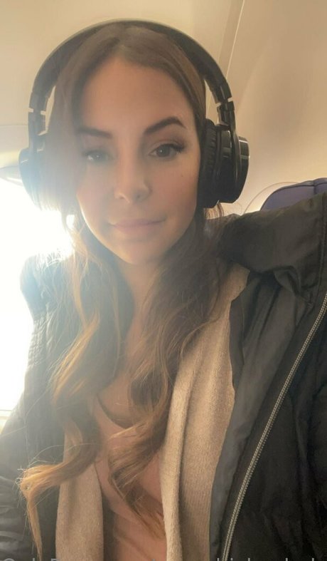 Nagie wyciekłe zdjęcie OnlyFans od Sexychickenbabe