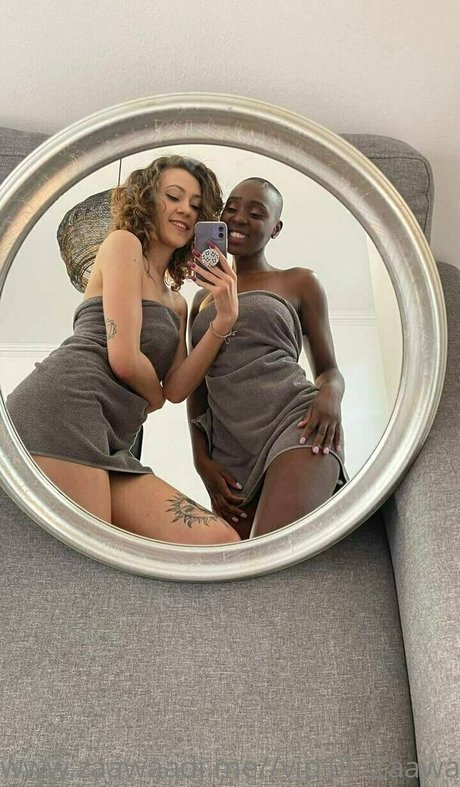 Nagie wyciekłe zdjęcie OnlyFans od Lennykamau