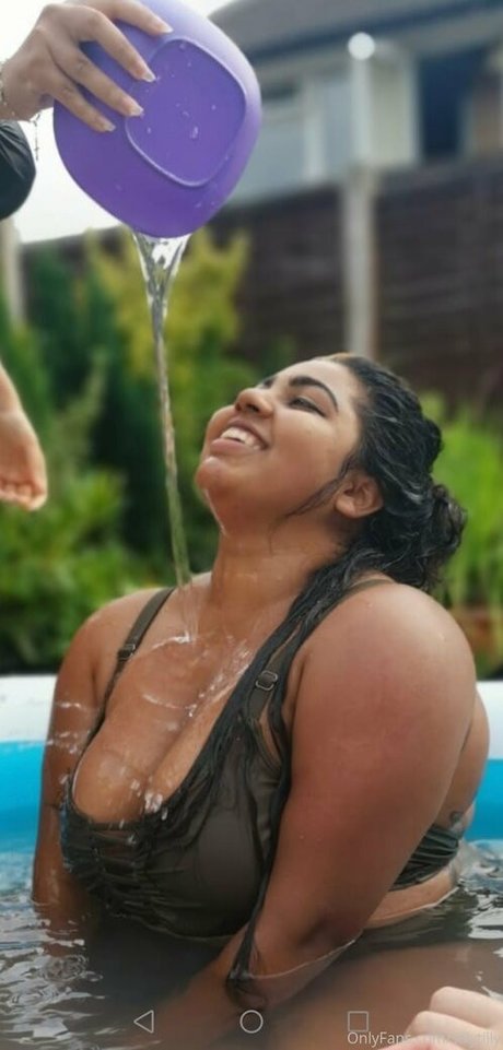 Nagie wyciekłe zdjęcie OnlyFans od Sillytilly