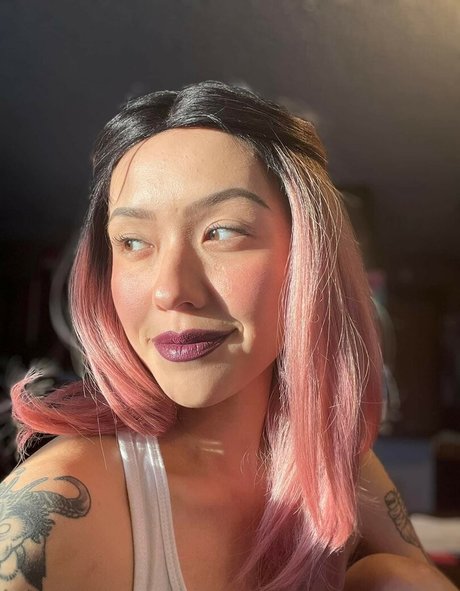 Nagie wyciekłe zdjęcie OnlyFans od Asian Beauties