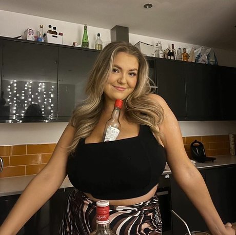 Nagie wyciekłe zdjęcie OnlyFans od Katherine H
