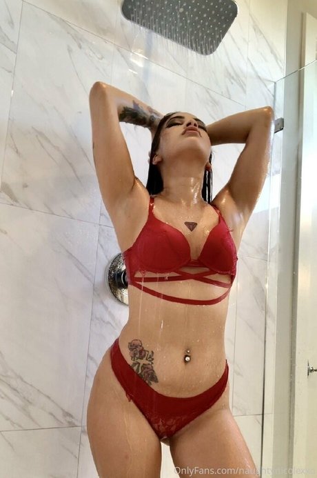 Nagie wyciekłe zdjęcie OnlyFans od Naughtynicolexxo
