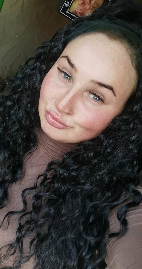 Nagie wyciekłe zdjęcie OnlyFans od Charlie16071994