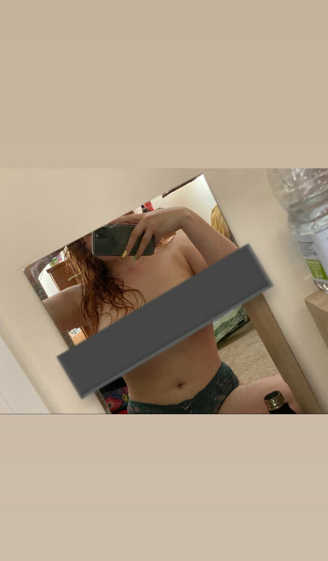 Nagie wyciekłe zdjęcie OnlyFans od Lifeofnessa
