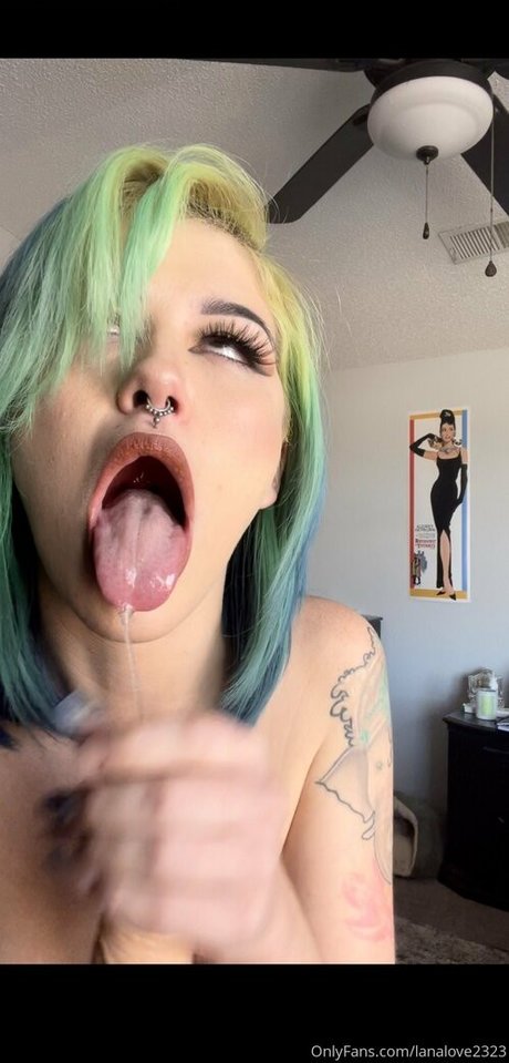 Nagie wyciekłe zdjęcie OnlyFans od Lanalove2323