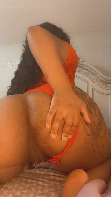 Allysquirtss