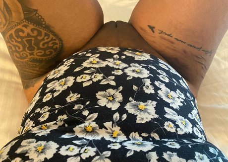 Nagie wyciekłe zdjęcie OnlyFans od Allysquirtss