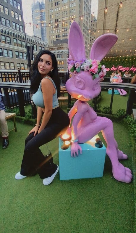 Nagie wyciekłe zdjęcie OnlyFans od Tara Yazdi