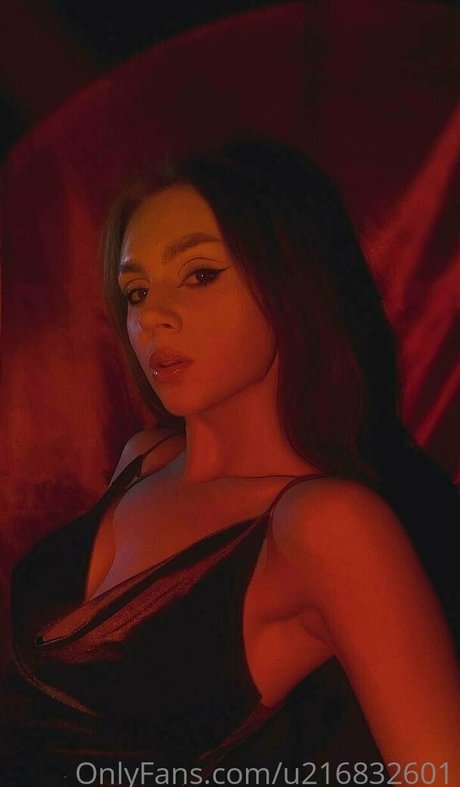 Nagie wyciekłe zdjęcie OnlyFans od Dinajuice