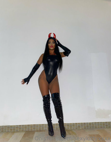 Nagie wyciekłe zdjęcie OnlyFans od Sexykittyxxxx