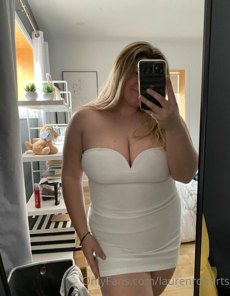 Nagie wyciekłe zdjęcie OnlyFans od Laurenroberts