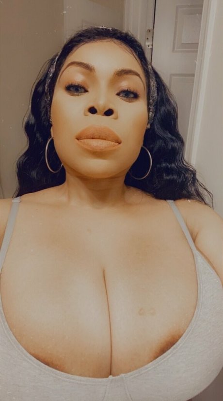 Nagie wyciekłe zdjęcie OnlyFans od Nubianbeautyxxx