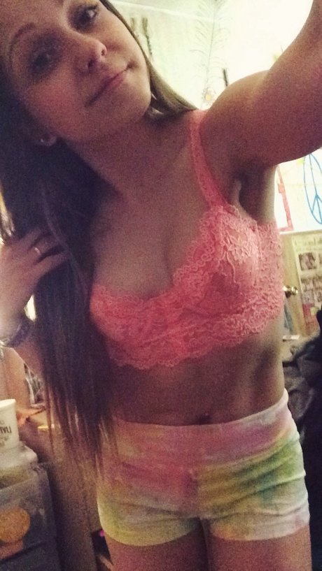 Nagie wyciekłe zdjęcie OnlyFans od Silenced Hippie