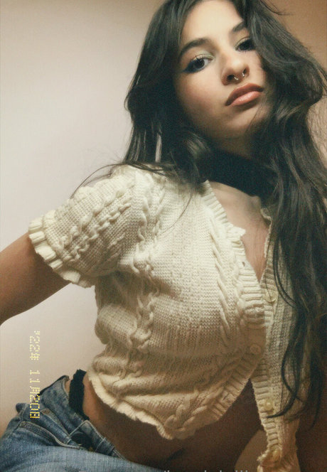 Lovelylolllaaaaaaa