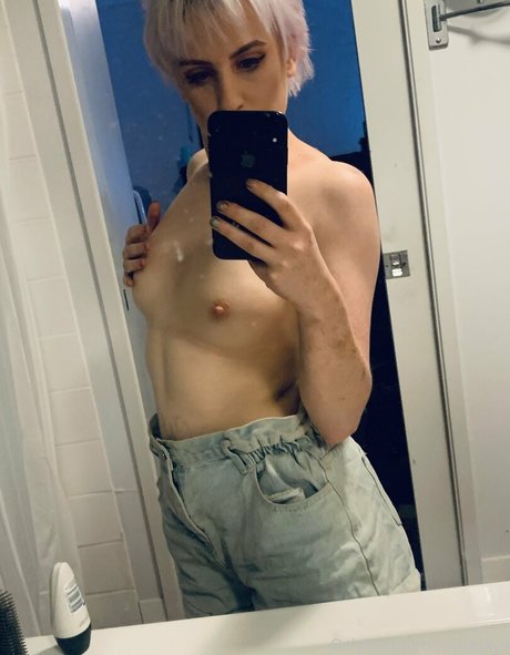 Nagie wyciekłe zdjęcie OnlyFans od Louisesky3