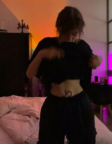 Nagie wyciekłe zdjęcie OnlyFans od Linivaya