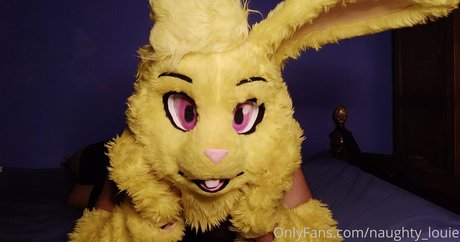 Naughty_louie