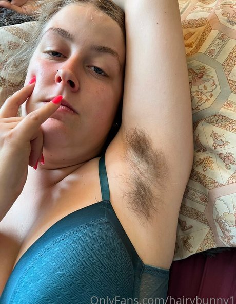 Nagie wyciekłe zdjęcie OnlyFans od Hairybunny1
