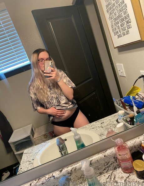 Nagie wyciekłe zdjęcie OnlyFans od Lovefromdaisyy