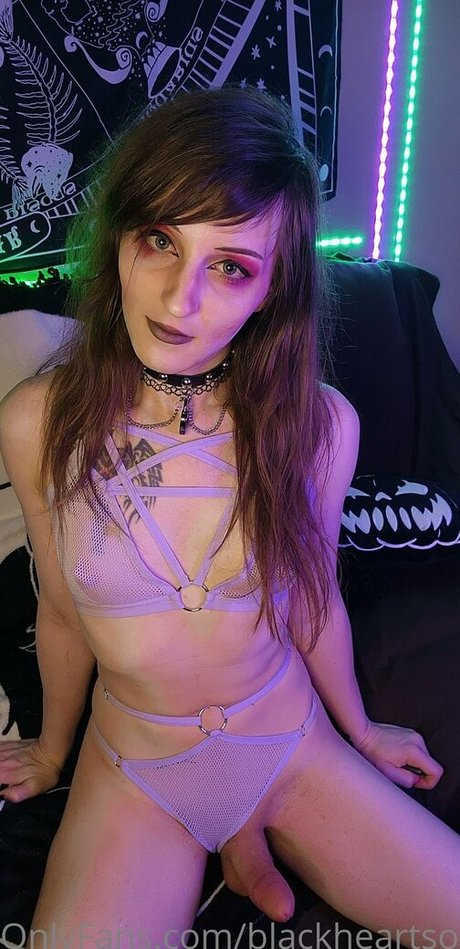 Nagie wyciekłe zdjęcie OnlyFans od Blackheartsora