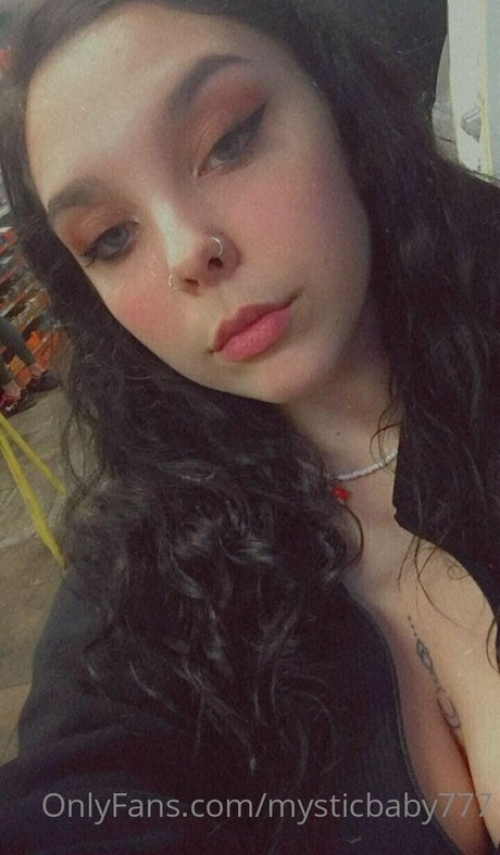 Nagie wyciekłe zdjęcie OnlyFans od Mysticbaby777