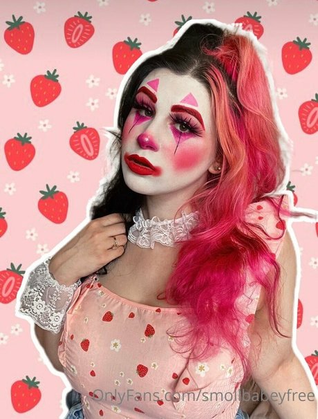 Nagie wyciekłe zdjęcie OnlyFans od Smollbabeyfree