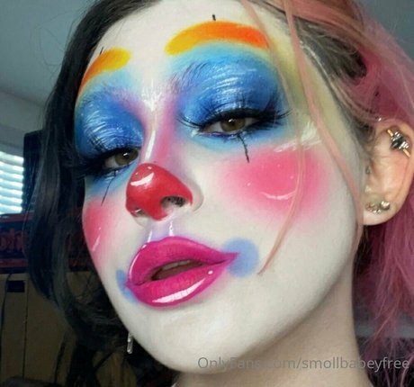 Nagie wyciekłe zdjęcie OnlyFans od Smollbabeyfree