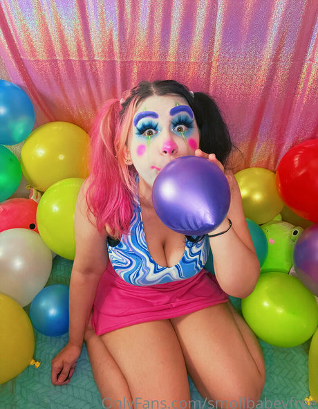 Nagie wyciekłe zdjęcie OnlyFans od Smollbabeyfree