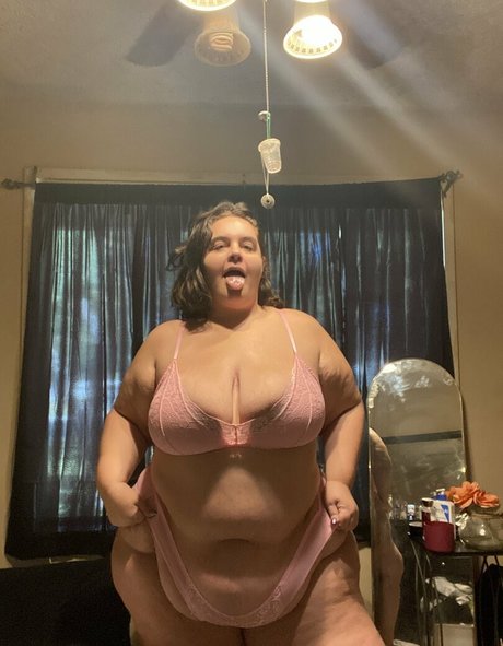 Nagie wyciekłe zdjęcie OnlyFans od Jenniebooty87