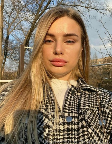 Nagie wyciekłe zdjęcie OnlyFans od Blondyariax