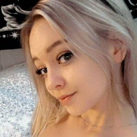 Nagie wyciekłe zdjęcie OnlyFans od Giannaah