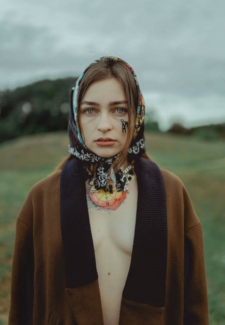 Nagie wyciekłe zdjęcie OnlyFans od Olia Malyuchenko