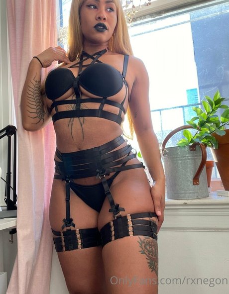 Nagie wyciekłe zdjęcie OnlyFans od Rxnegon