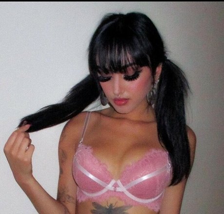 Nagie wyciekłe zdjęcie OnlyFans od Arivalilith