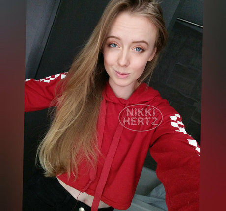 Nagie wyciekłe zdjęcie OnlyFans od Thenikkihertz