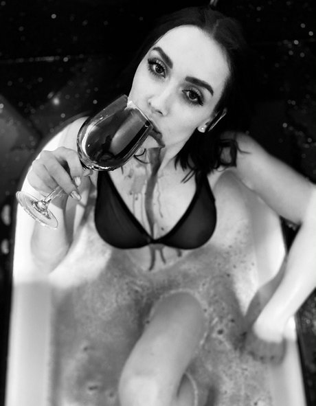 Nagie wyciekłe zdjęcie OnlyFans od Kristina Sweet
