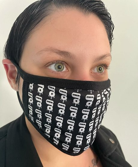 Nagie wyciekłe zdjęcie OnlyFans od Peaches