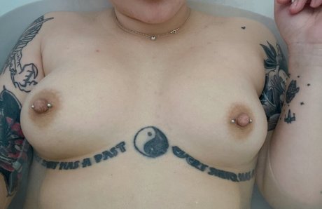 Nagie wyciekłe zdjęcie OnlyFans od Elfadesangre