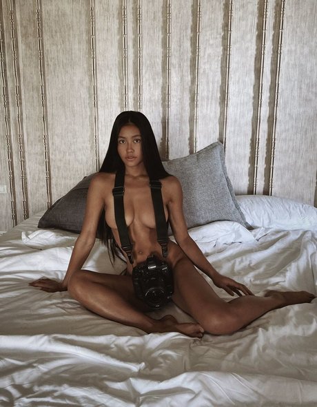Nagie wyciekłe zdjęcie OnlyFans od Elainethi