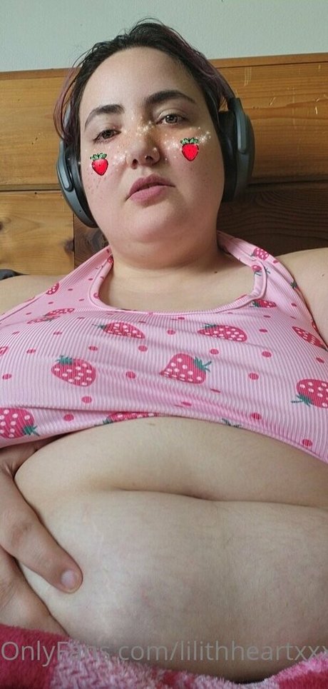 Nagie wyciekłe zdjęcie OnlyFans od Lilithheartxxx