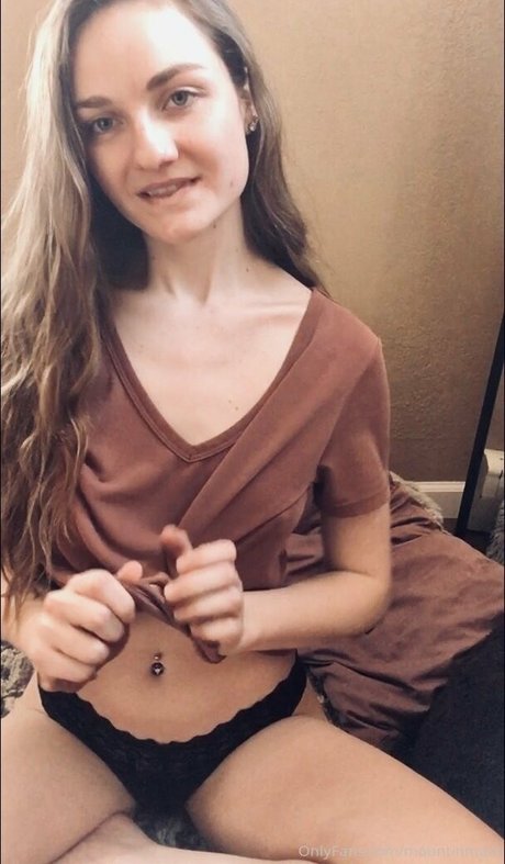 Nagie wyciekłe zdjęcie OnlyFans od Mountinmadi