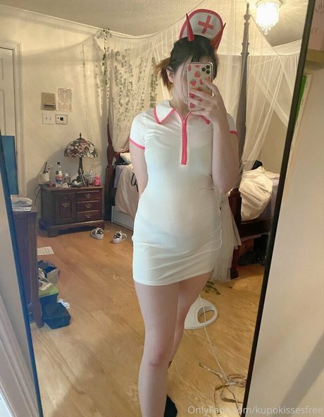 Nagie wyciekłe zdjęcie OnlyFans od Kupokissesfree